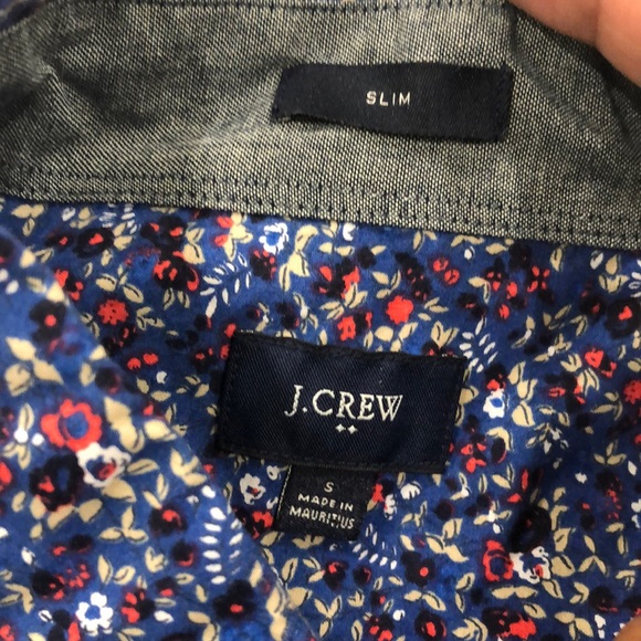 J. Crew Men’s Floral Button Down - Picture 3 of 3